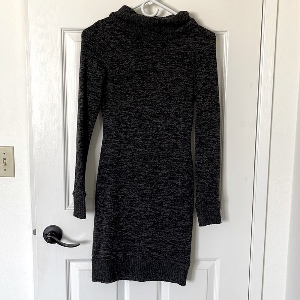 Windsor turtleneck, body, hugging, long sleeve dress